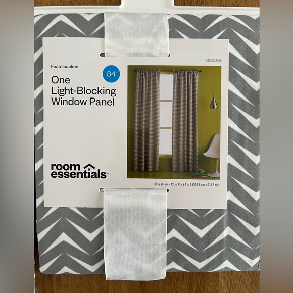 RESERVED LISTING Chevron Light-Blocking Curtain Set of 2 NWT in grey and white - Picture 2 of 3